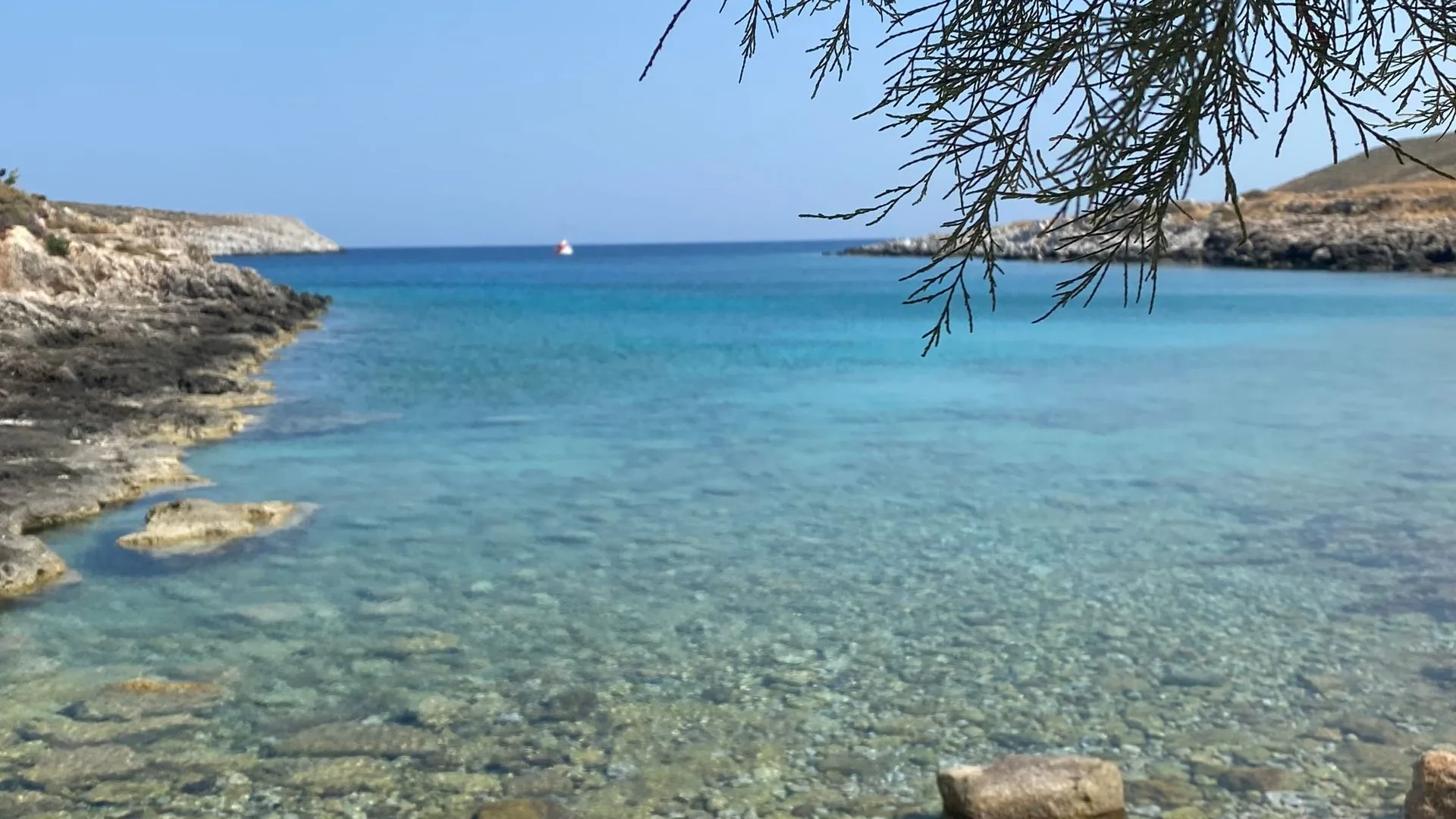 A Hidden Cycladic Cove